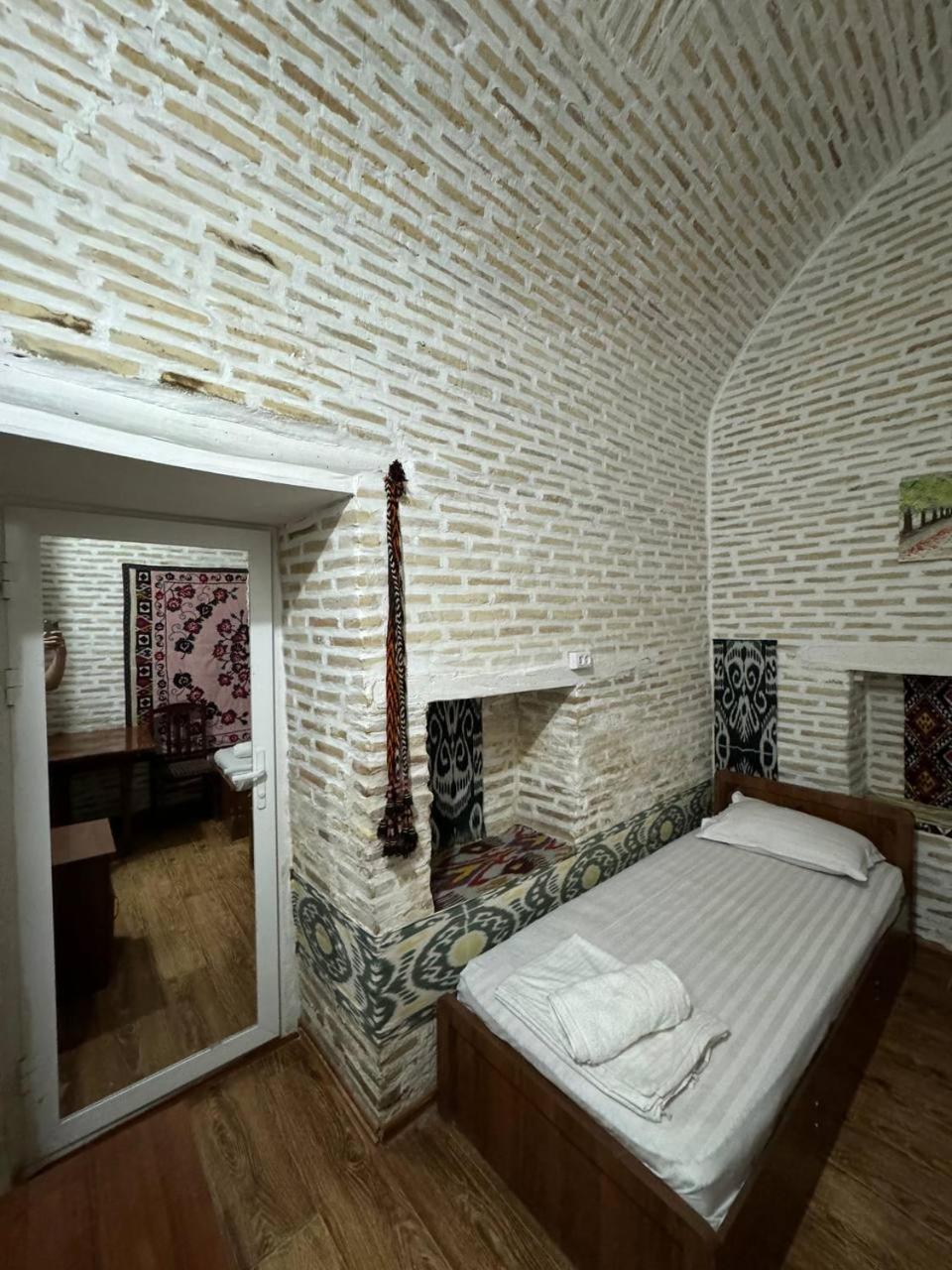 Ohun 18Th Century Caravansarai Buhara Kültér fotó